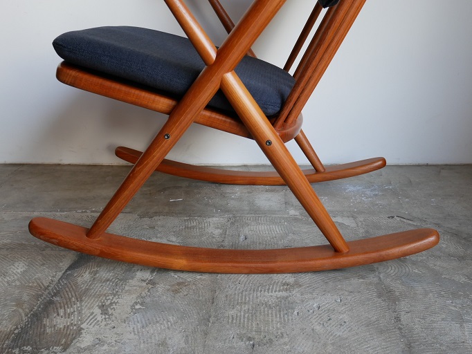 NO NAME PARISH ::: PRODUCTS ::: Rocking Chair by Frank Reenskaung